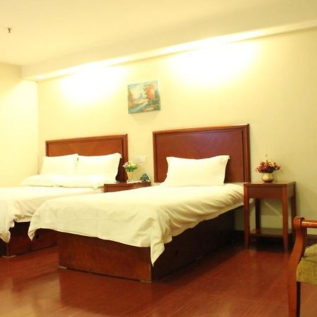 Greentree Alliance Shanghai Wanda Songjiang University Town Metro Station Hotel ภายนอก รูปภาพ